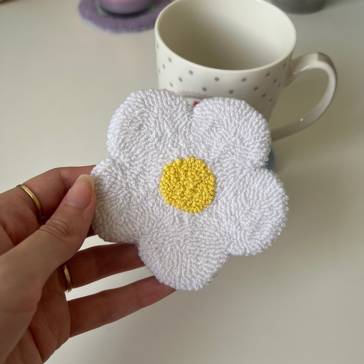 Daisy mug rugs