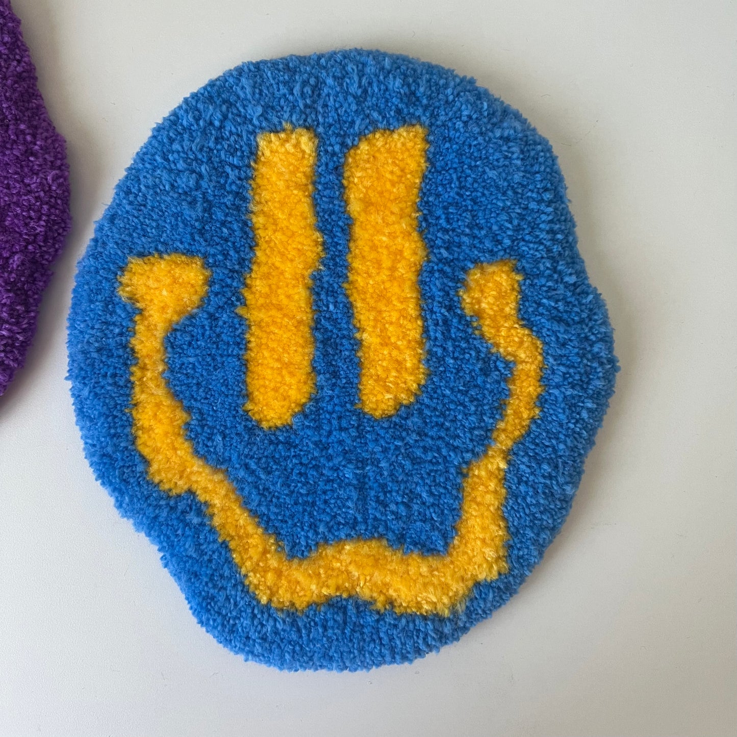 Smiley wall hanging rugs