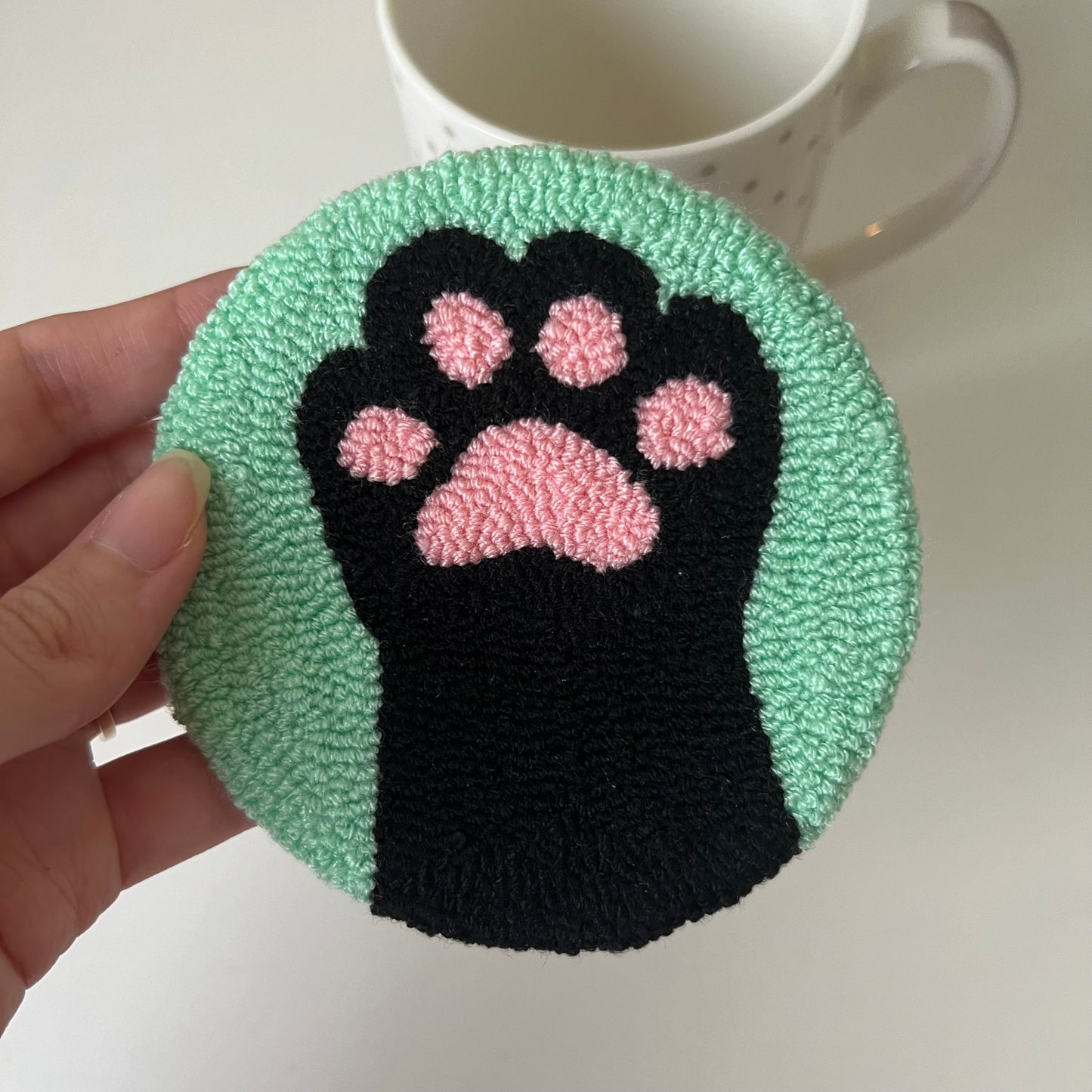 Cat paws mug rugs