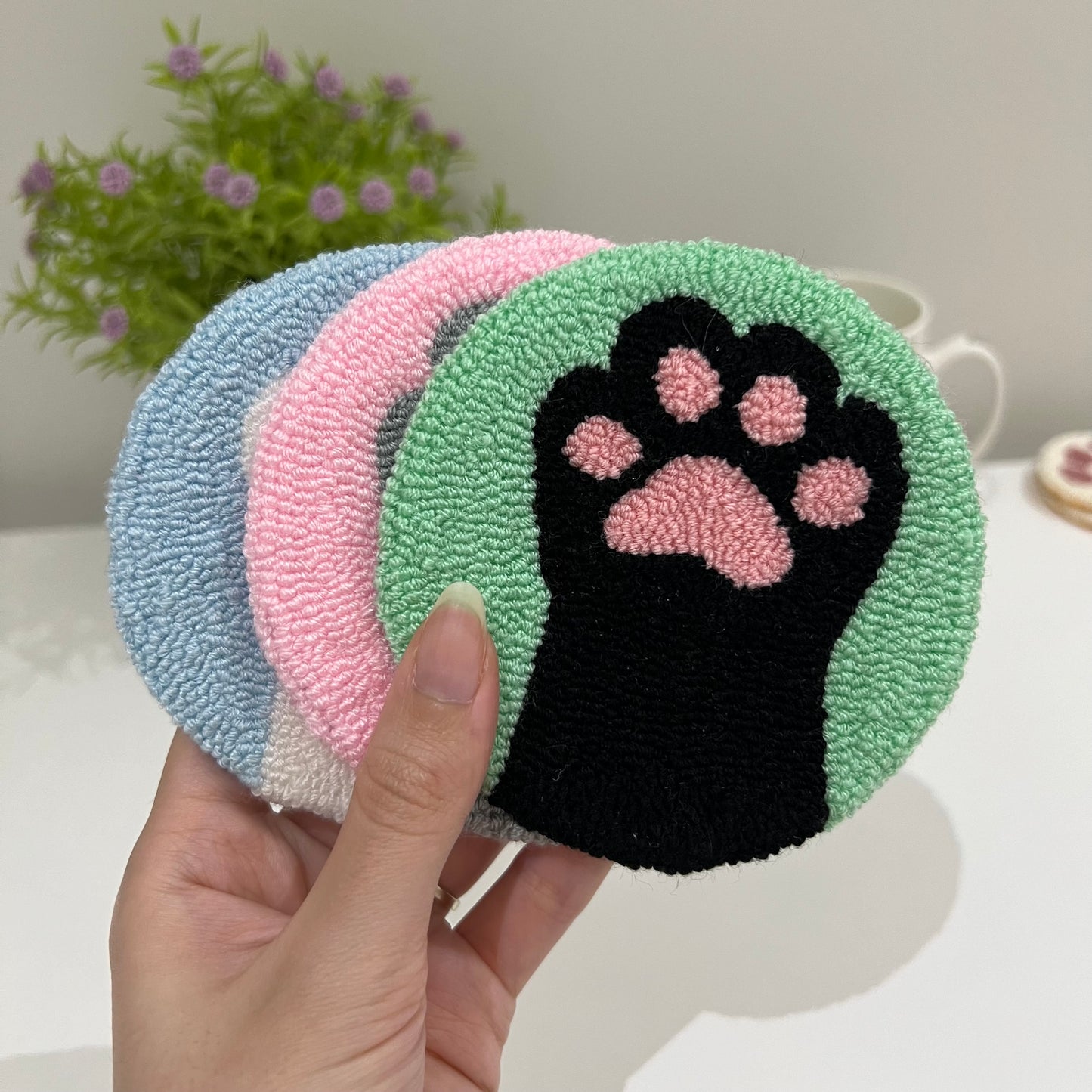 Cat paws mug rugs